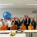 Részt vettünk az MCU, a Főiskola és a Magyarországi Mindfulness Egyesület által szervezett World Mindfulness Forum című konferencián a Bangkokban található ENSZ székházban. A konferenciát követő Vészák ünnepség a Buddhamonthon parkban zárult. Végül részt vettünk az MCU IBSC új épületének átadásán, ami után megbeszélést folytattunk az IBSC vezetésével.